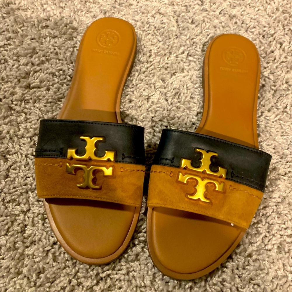 Tory Burch Leather Sandal. Comes with original bag and box.
